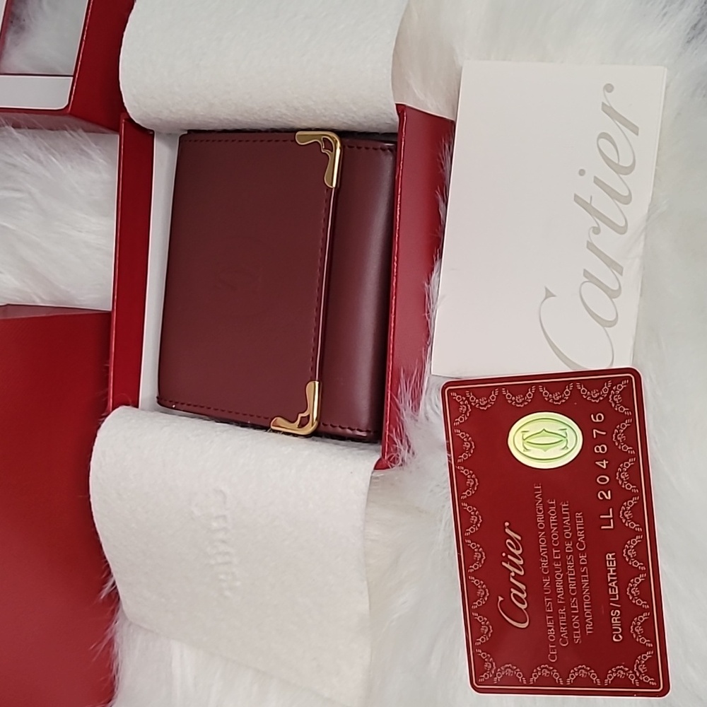 Cartier Paris Coin Purse with Authentication card and Original Box